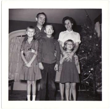 ZZ&Poppop&kids at Christmas